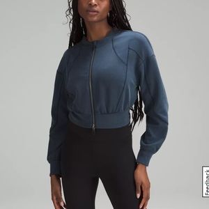 NWT Lululemon Athletica Ribbed Softstreme Cropped Jacket in True Navy